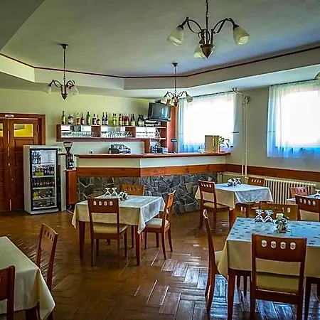 Fit - Contactless Check In Отель 3*