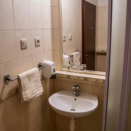 Hotel Fit - Contactless Check In Zwoleń